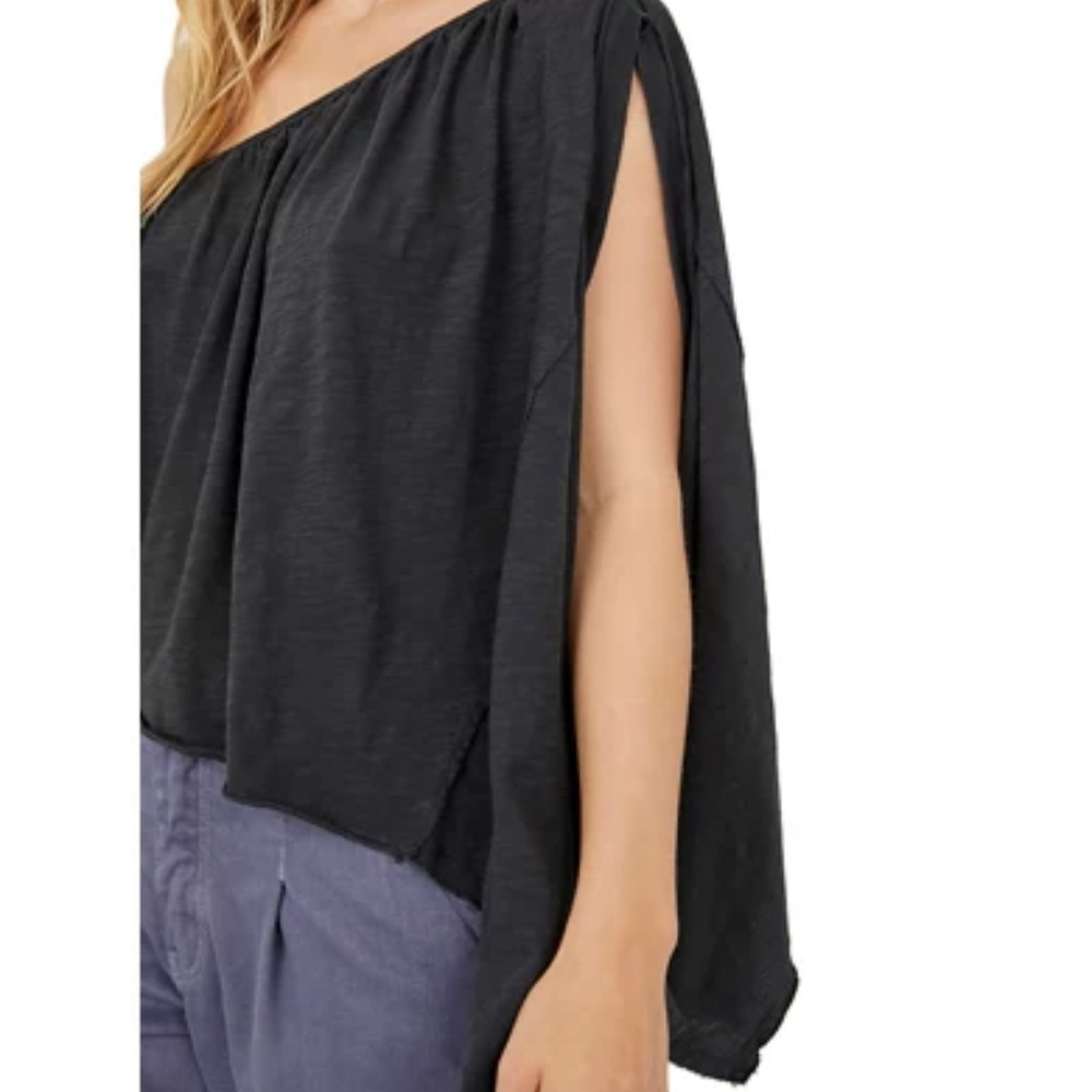 Free People Off The Shoulder - Picture 4 of 6